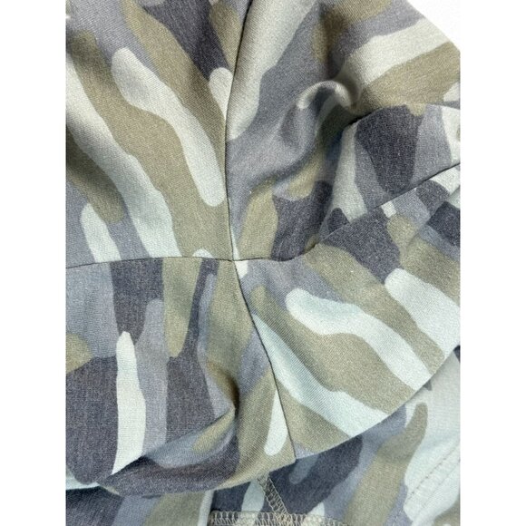 C&C California Camo Hoodie Plus Size Pullover Soft Fleece Size 3X Grunge Country - Picture 12 of 14